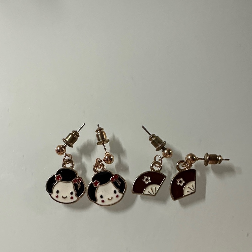 Cute Geisha and Fan Earrings